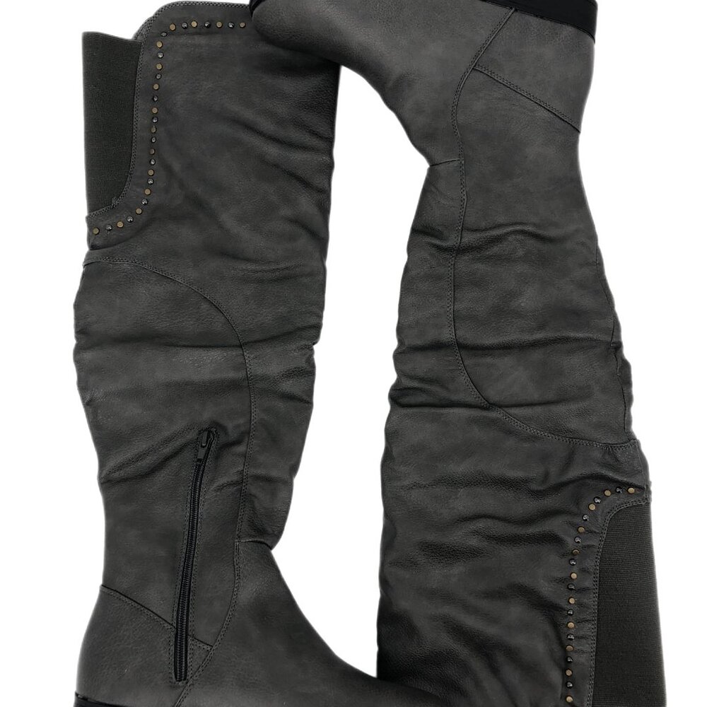 Bucco Gray Leather Heeled Boots | Versatile All-Season Wear